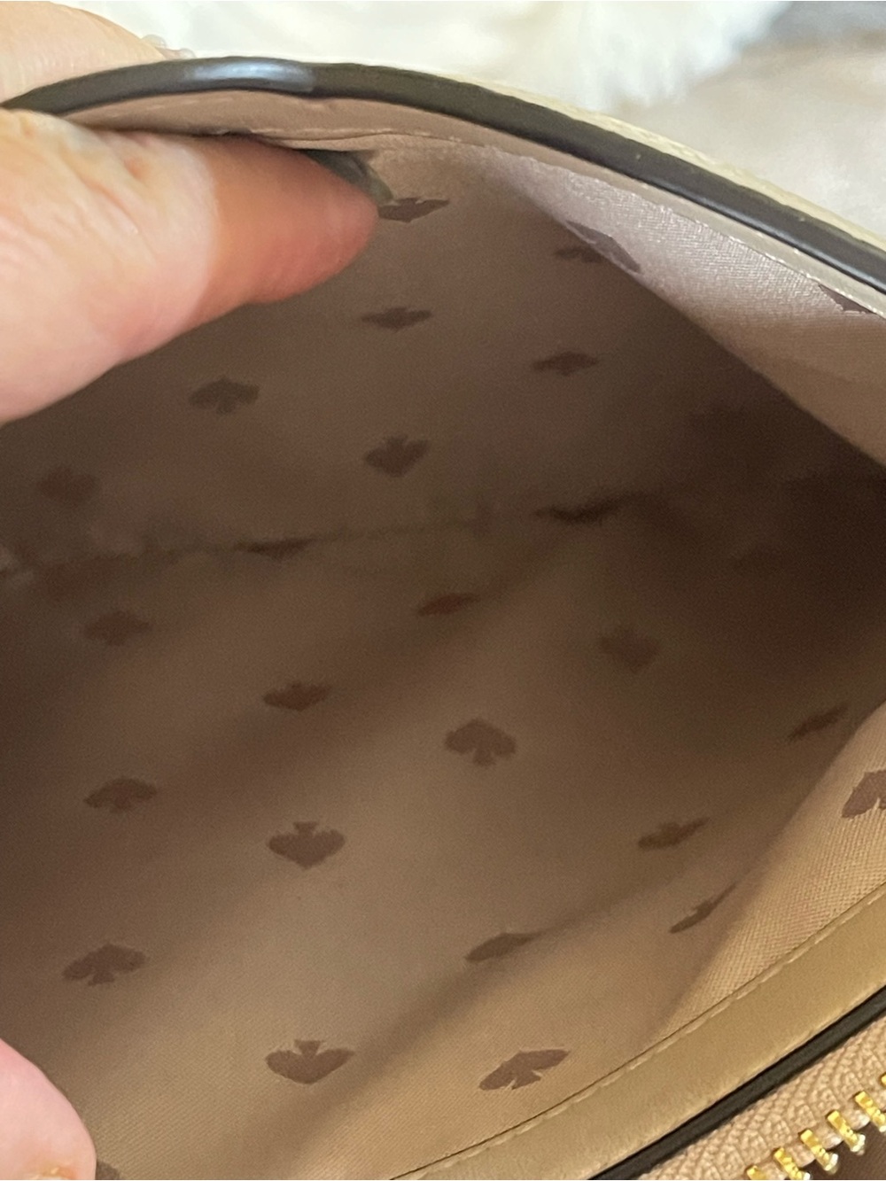 Kate Spade Harlow pebble, leather warm beige Crossbody retail $279 - Picture 6 of 10